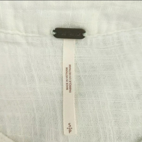 Free People White Talk To Me Button Gauzy Top Blouse Beach Womens Small - Picture 7 of 7